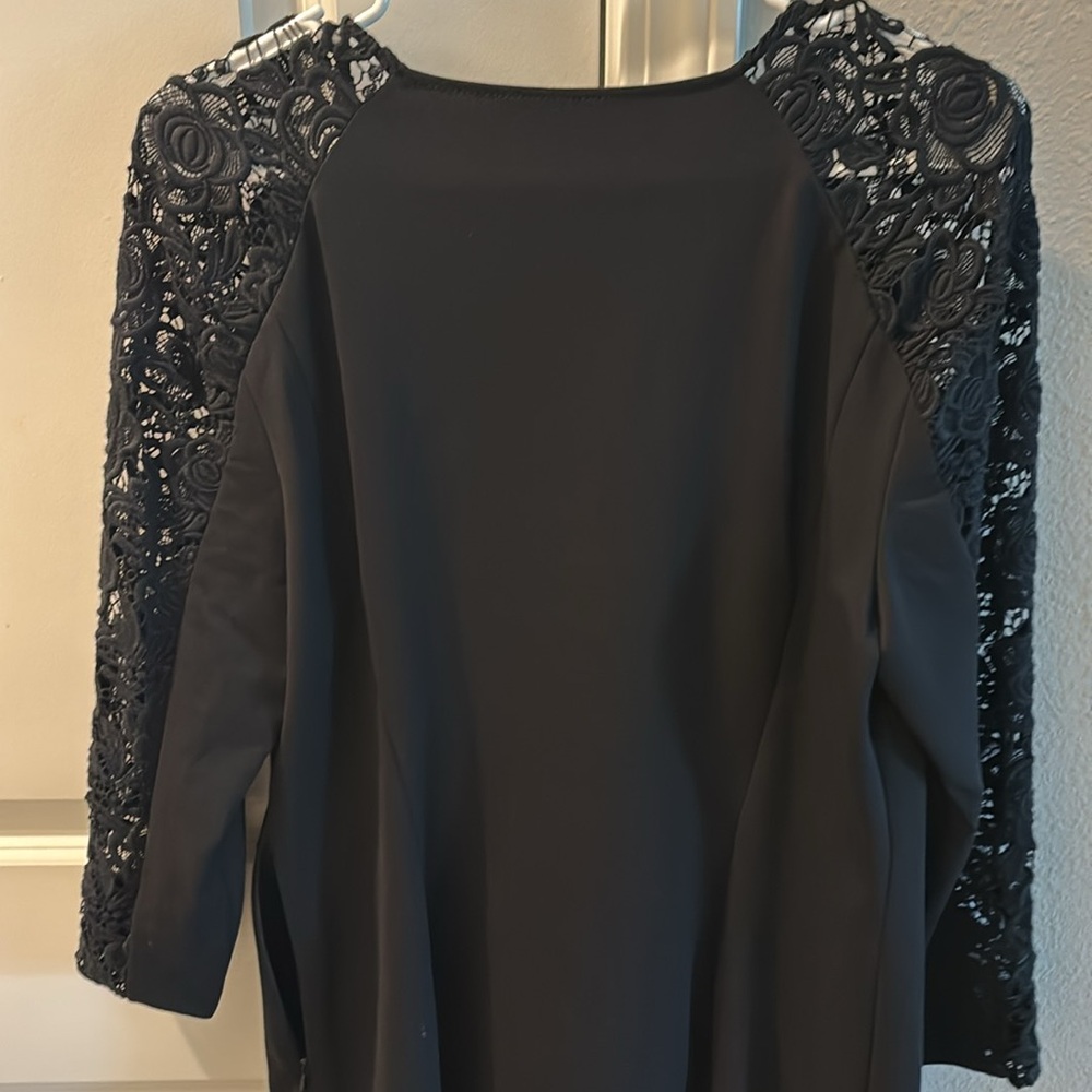 Magashoni NWT size 12 black formal floral dress - Picture 5 of 5